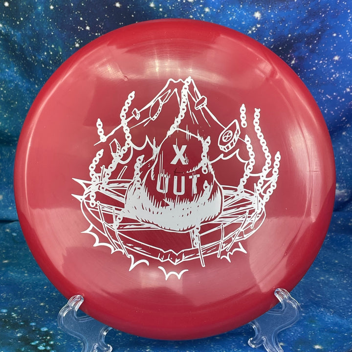 https://gravitydiscgolf.com/cdn/shop/files/93A70310-EF9D-4445-9147-6657128C9890_720x.jpg?v=1692111836