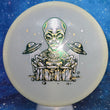 Load image into Gallery viewer, Infinite Discs Ruin White Alien Metal Flake Glow C-Blend - 8/10 - 173g - Uninked

